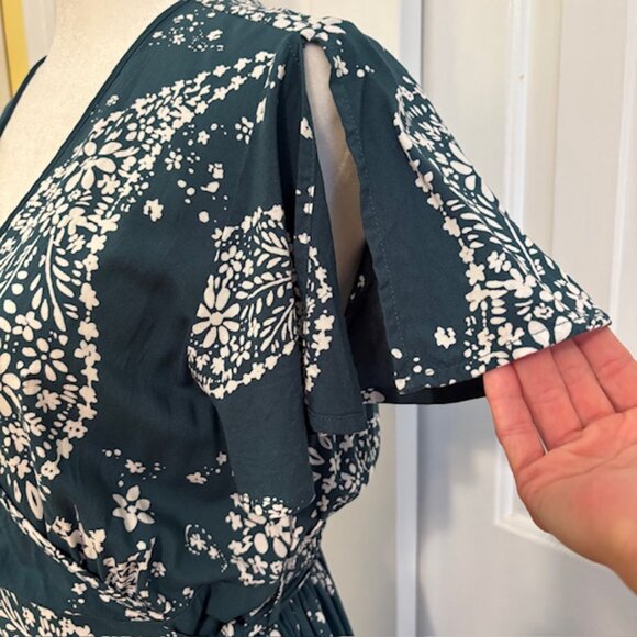 Patrons of Peace Teal Paisley Faux Wrap Maxi Dress w/Split Flutter Sleeves Sz L - Picture 4 of 13
